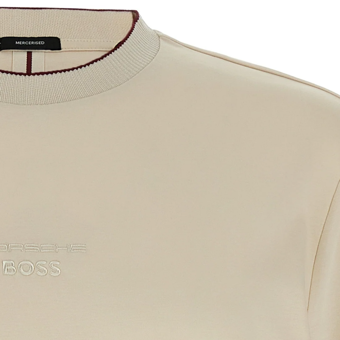 Camiseta BOSS x Porsche Thompson 40 T Shirt Beige - Imagen 3